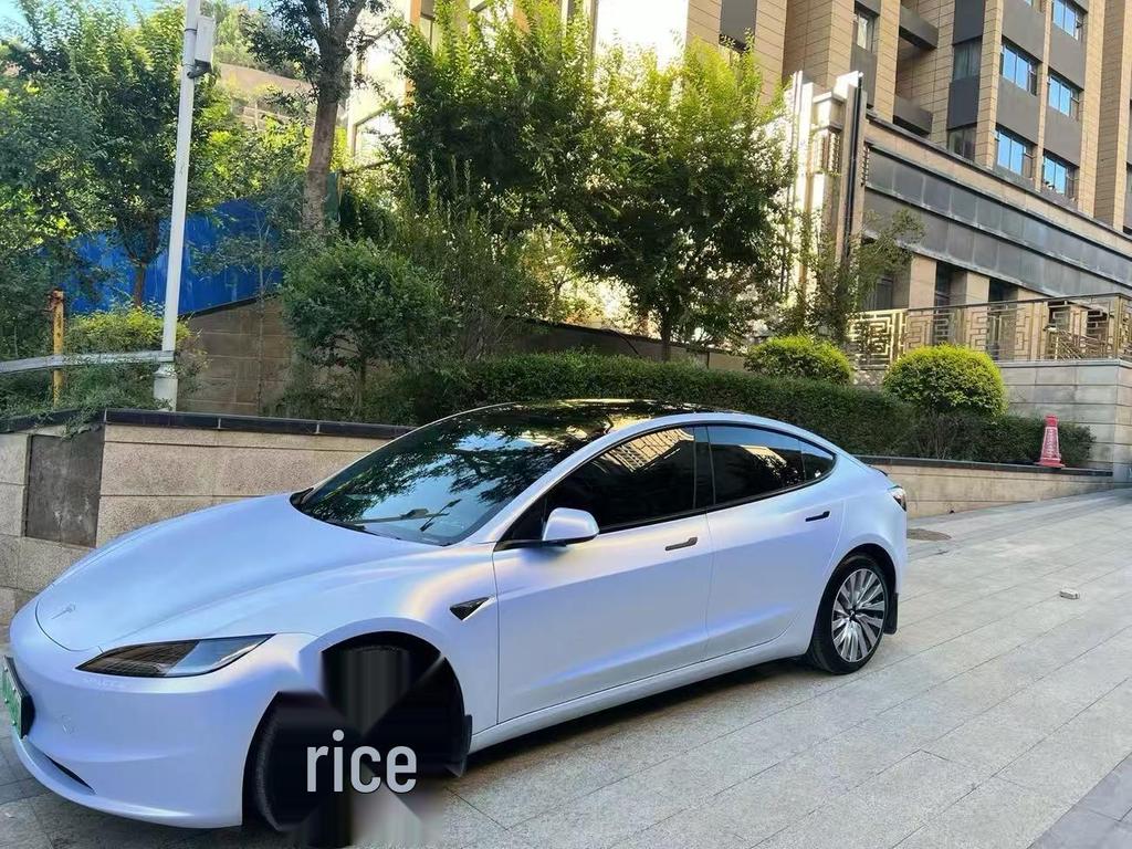 Ударопрочный колпак ступицы 18" для Model 3 Facelift 2024-2025