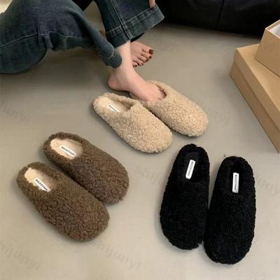 Модные теплые утолщенные тапочки из овечьей шерсти для женщин, новые зимние туфли-мюли на плоской подошве 2024 года, женские дизайнерские удобные шлепанцы на плоской подошве для отдыха на открытом воздухе