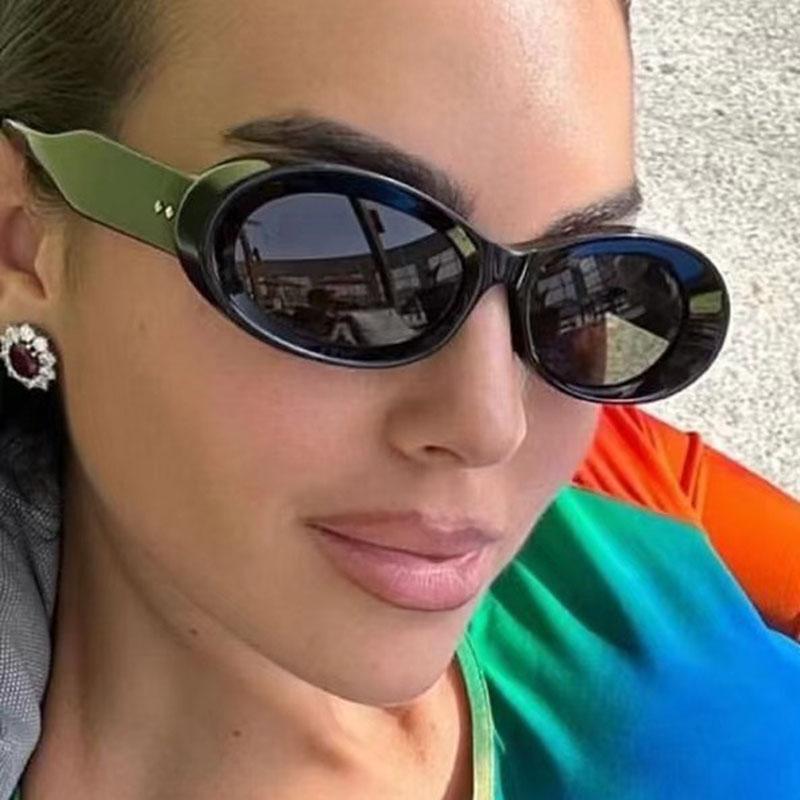 Classic Rivet Brand Oval Sunglasses Women For Men Luxury Designer Vintage Sun Glasses Popular Punk Drive Jelly Pink Shades Uv400