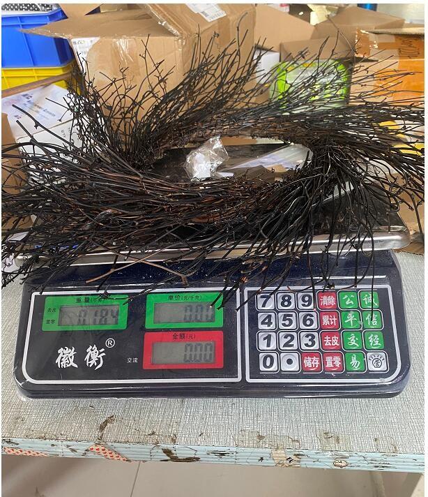 Светящаяся гирлянда на Хэллоуин. Горящая гирлянда на Хэллоуин. Черная гирлянда.