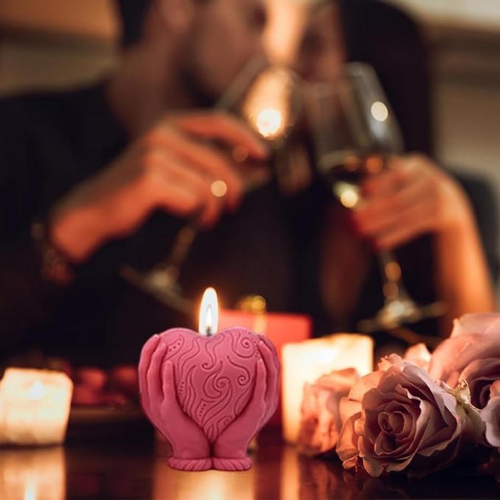 Love Heart Silicone Candle Mold Heart Candle Molds 3D Hand Holding Heart Candle Molds DIY Silicone Molds Plaster Polymer Clay Decoration