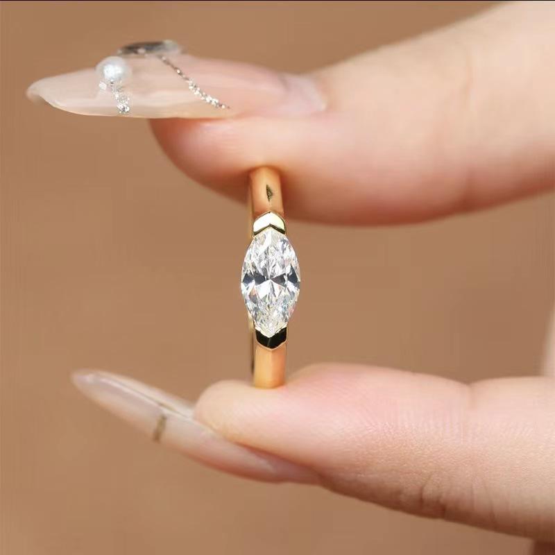 Simple Alloy Diamond Ring Quadrilateral Zircon Design Couple Niche Geometric Personalized Ring