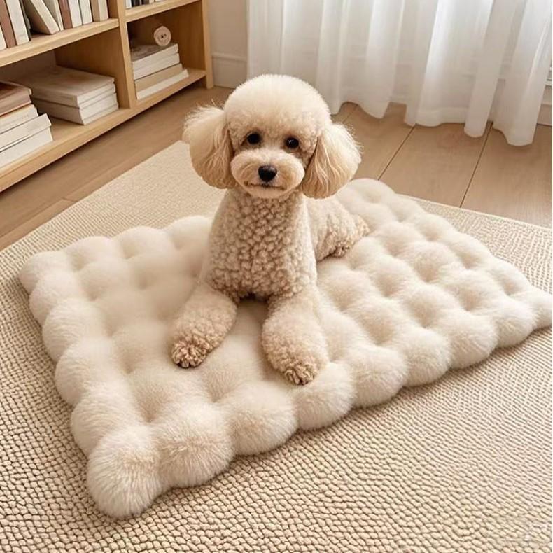 Soft Plush Pet Bed Mat Anti‑Slip Dog Cat Sleeping Cushion Washable Warm Pet Pad for Small Medium Large Dogs Cats Indoor Home Use