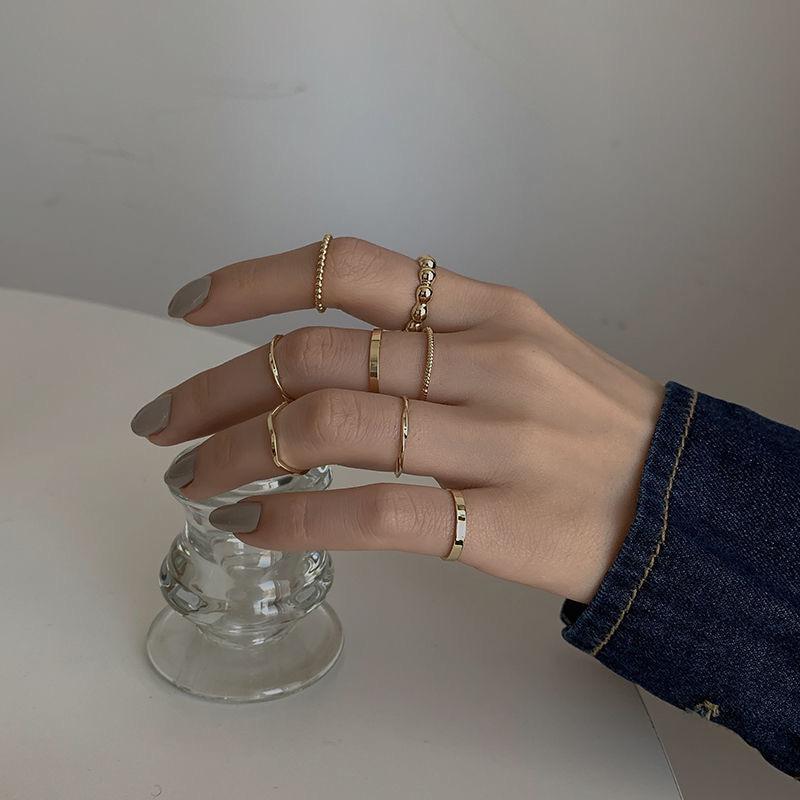 8Pcs Fashion Jewelry Rings Set Metal Hollow Round Opening Women Finger Ring for Girl Lady Party Wedding Gifts