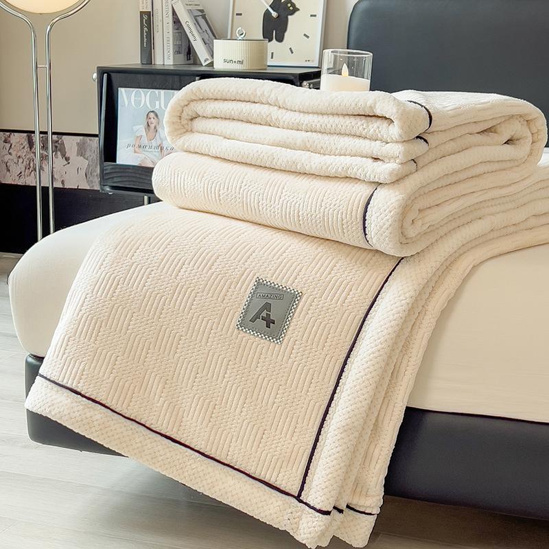 Белый вязаный бархатный плед Мягкий, приятный к коже, теплый флисовый плед Всесезонное многофункциональное стеганое одеяло для сна, дивана