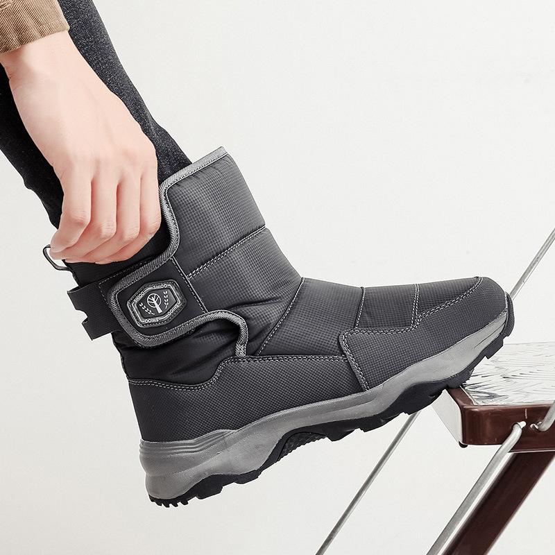 Men's Stylish Warm Snow Boots - Mid-Tube, Velvet-Lined, Windproof, Cold-Resistant, Non-Slip, and Wear-Resistant.