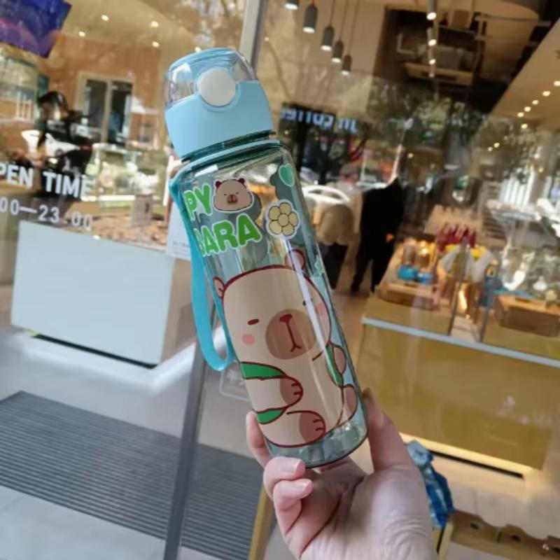 Тема капибары Милая бутылка для воды 700 мл, с ручкой, герметичная конструкция, в комплекте соломинка, прочная, идеально подходит для школы и кемпинга