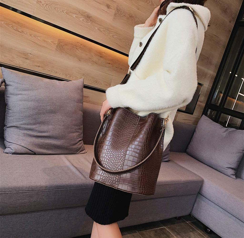 Сумка через плечо Pochette Hand Shoulder Mini Tote Sling Shoulder Hand Bag для женщин PU Leather JP77245 Coffee Color [BUKESIYI] Женская