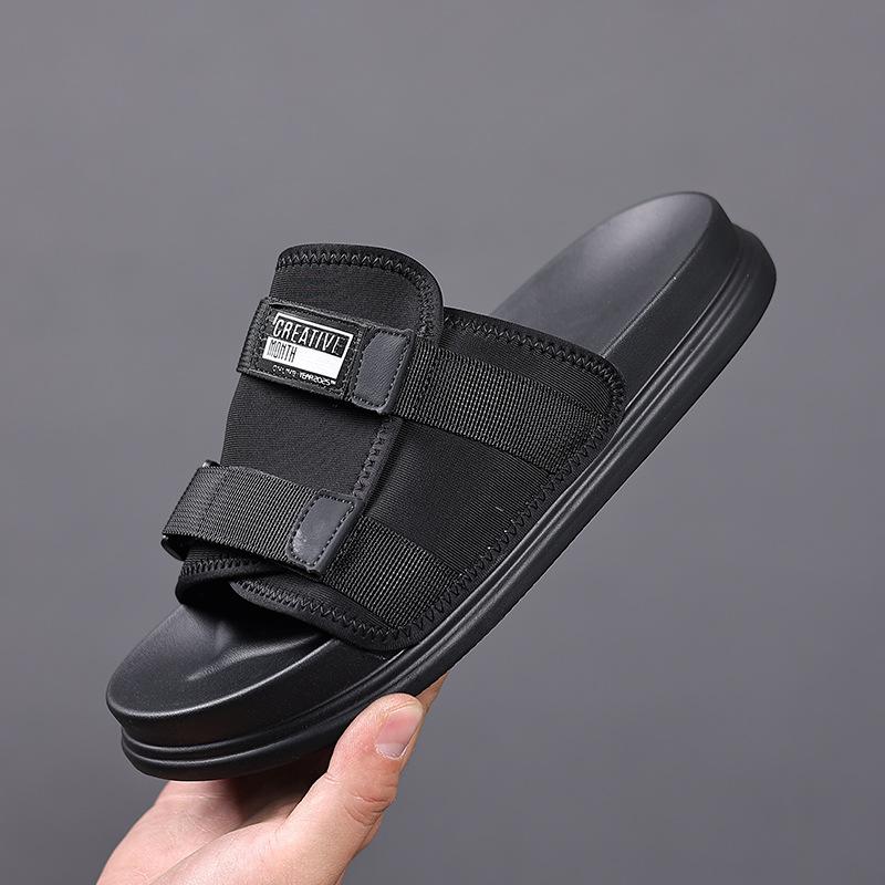 2025 новые тапочки мужские модные уличные летние корейские версии модная персонализированная верхняя одежда пляжные сандалии нескользящие 1505-W