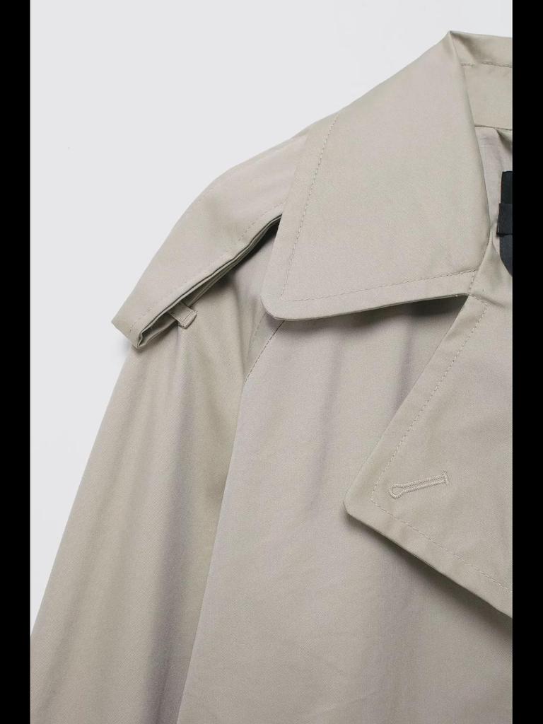 Осень 2024 г. Женская двубортная короткая ветровка в европейском и американском стиле.