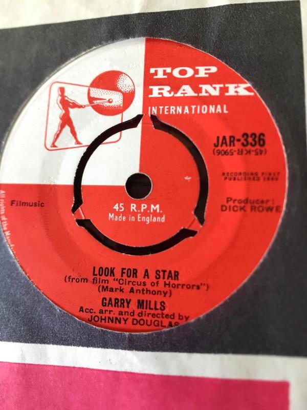 7-дюймовая пластинка GARRY MILLS Footsteps Look For A Star JAR336 Top Rank Intern 1960 UK Саундтреки Мюзиклы Б/у