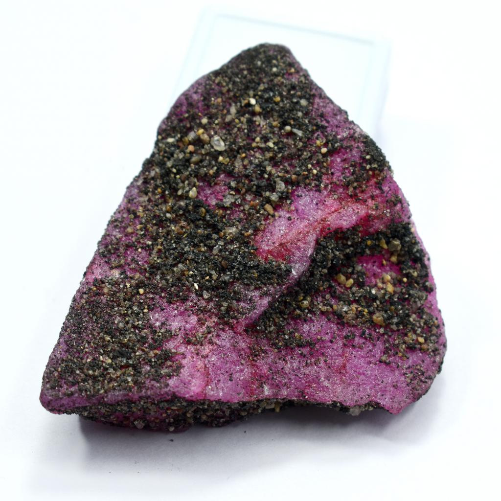 Natural Red Ruby Loose Gemstone Rough Uncut 212.90 ct for Lapidary and Gem Collections