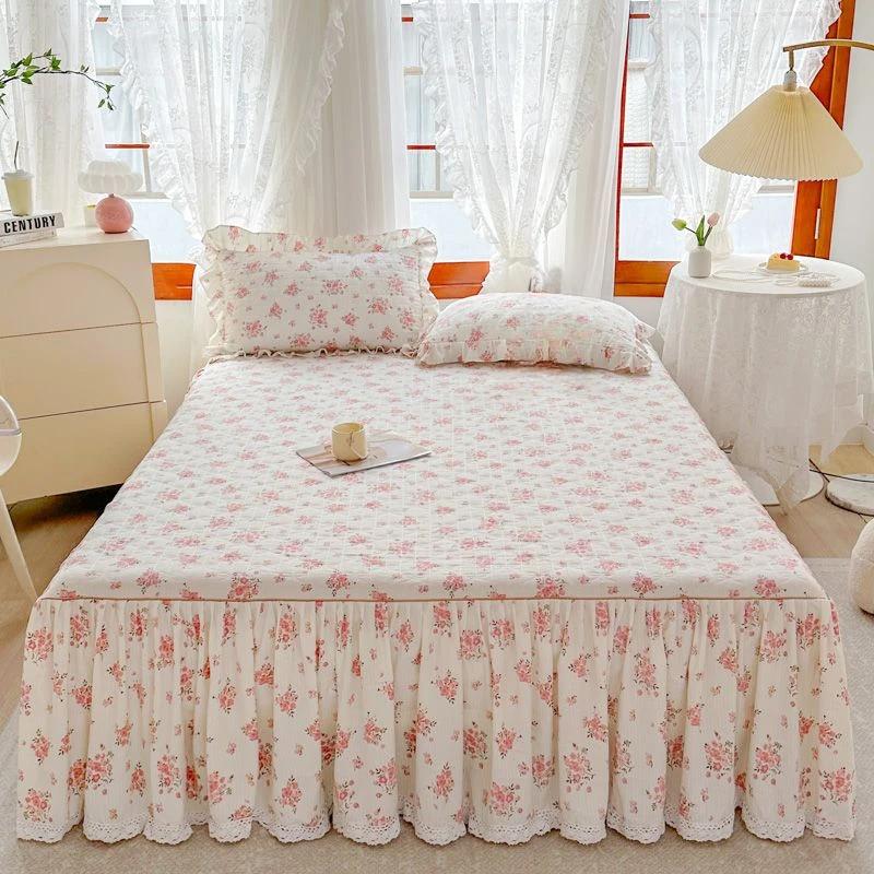 Небольшое цветочное покрывало в пасторальном стиле, белое кружевное хлопковое покрывало на кровать, комплект из трех предметов, домашний толстый стеганый противоскользящий чехол на кровать