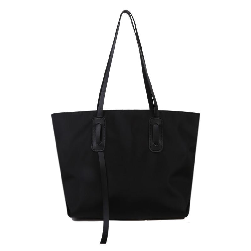Large Womens Shoulder Bag Made Of Oxford Fabric With Zipper Closure For Casual Outings