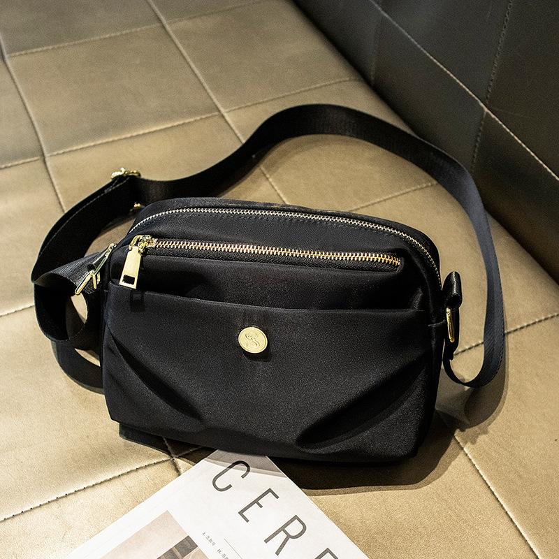 Cross-border fashion small bags for middle-aged women, mom bags, casual Oxford cloth soft bags, cross-border women's bag supplier