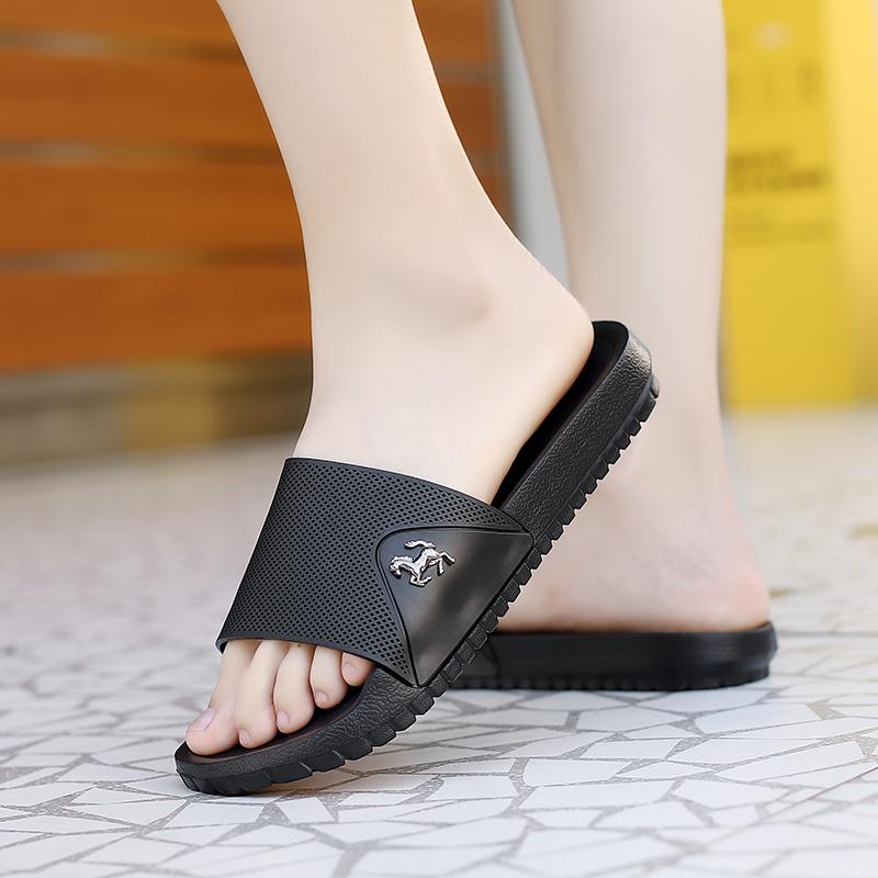 Plus Size Men Slippers EVA Soft Sandals Men Outdoor Home Flip Flops Slides Non-slip Summer Beach Sandals Men Water Shoes