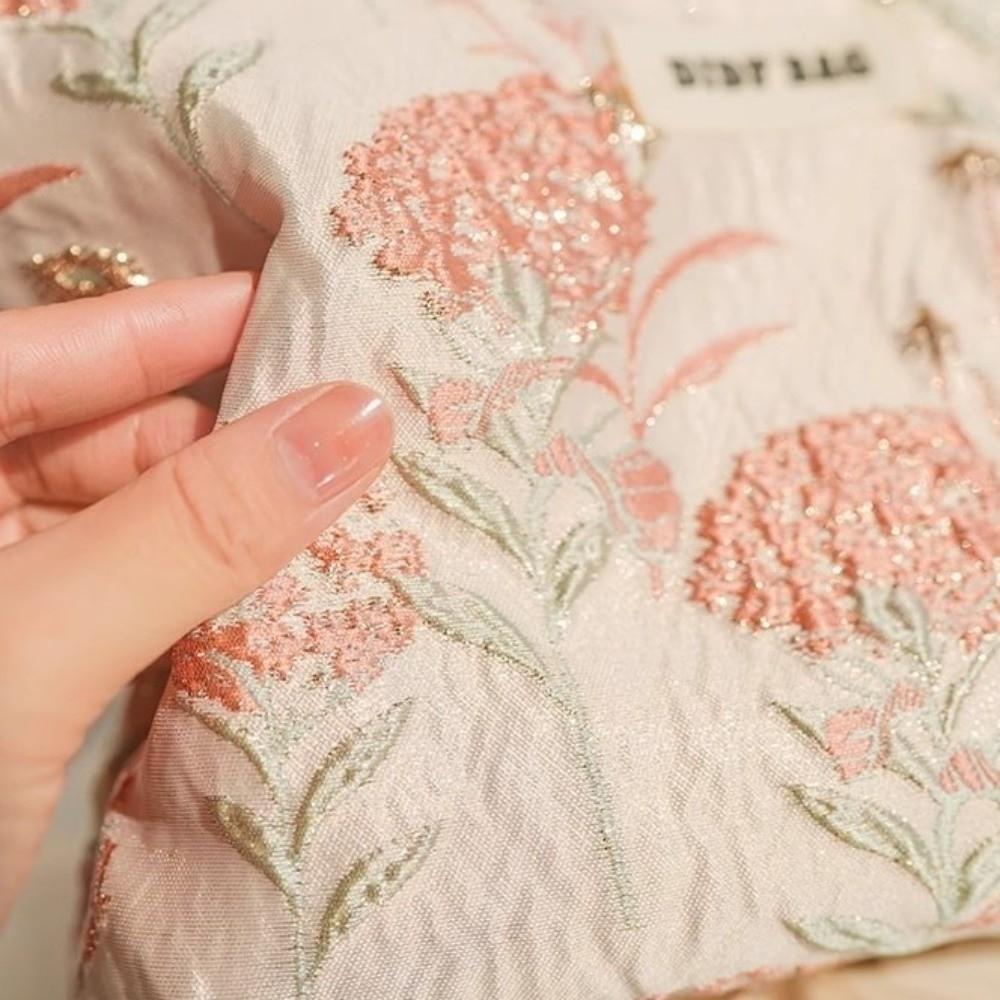 New Large Capacity Makeup Bag Floral Embroidered Cream Color Cosmetic Bag Zipper Toiletries Skincare Storage Bag Women