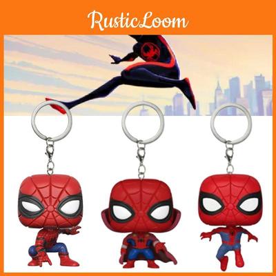 Коллекционные фигурки Funko по вселенной Человека-паука с подставкой, плащом и брелоком