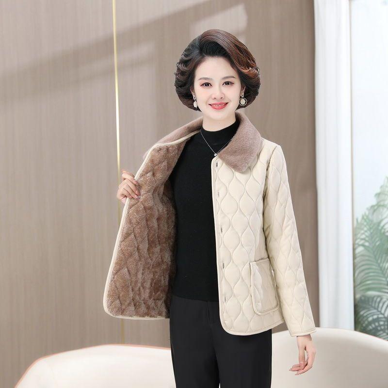 Осень-зима для женщин среднего возраста плюс бархатное теплое пальто средней длины свободного покроя из кожи кожаная куртка для мам повседневная куртка