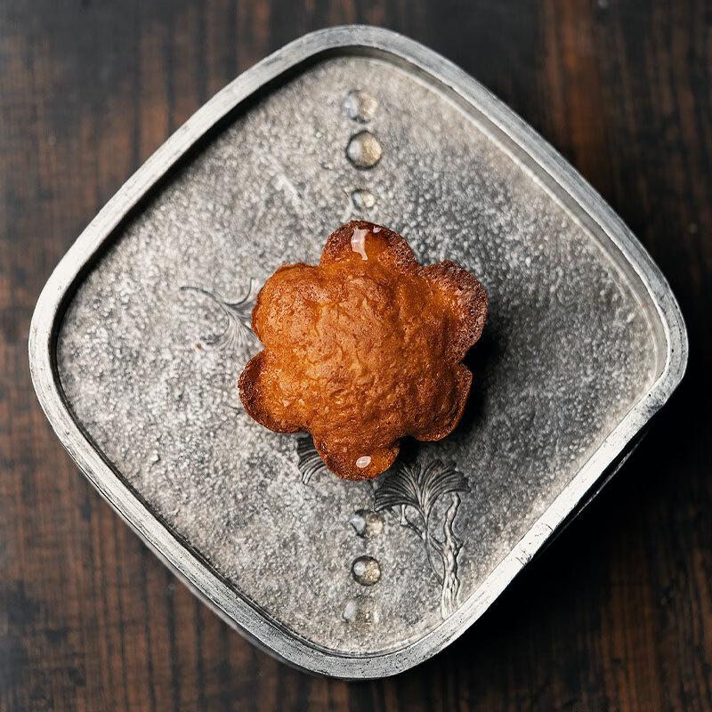 Beijing Daoxiangcun Egg Trough Cake