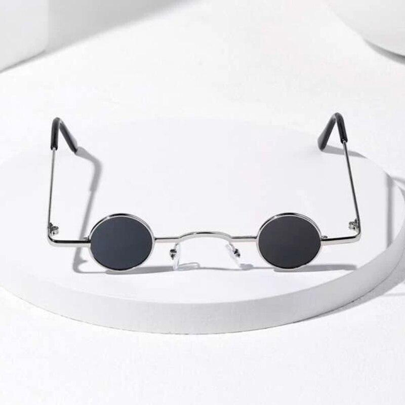 Vintage Rock Punk Man Sunglasses Classic Small Round Sunglasses Women Wide Bridge Metal Frame Black Lens Driving Eyewear
