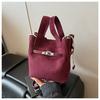 Suede Bag Women's Autumn and Winter New Niche Shoulder Messenger Bag Matte Retro Portable Bucket Bag