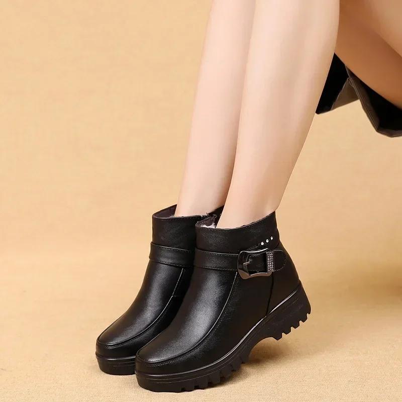 Fashion Winter Women Genuine Leather Ankle Boots Female Thick Plush Warm Snow Boots Mother Waterproof Non-slip Booties