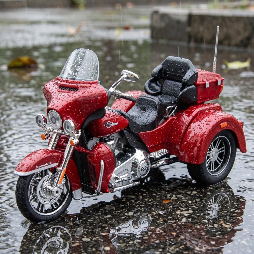 1:9 Harley Davidson Tri Glide Ultra Модель автомобиля Harley Davidson Tri Glide Ultra из литого сплава Звук и свет Хобби Подарок для друга