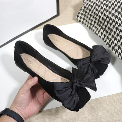 Мода 2025 большие шелковые туфли-лодочки с бантом женские замшевые кожаные слипоны лоферы весна лето с мелким вырезом мокасины с бантом большой размер 43