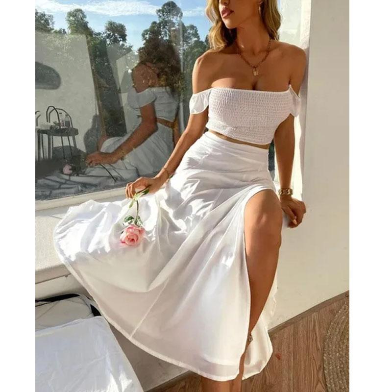 Женские элегантные комплекты из двух предметов: укороченный топ и юбка с разрезом, темпераментный топ с заниженными плечами и оборками, платье с высокой талией и разрезом