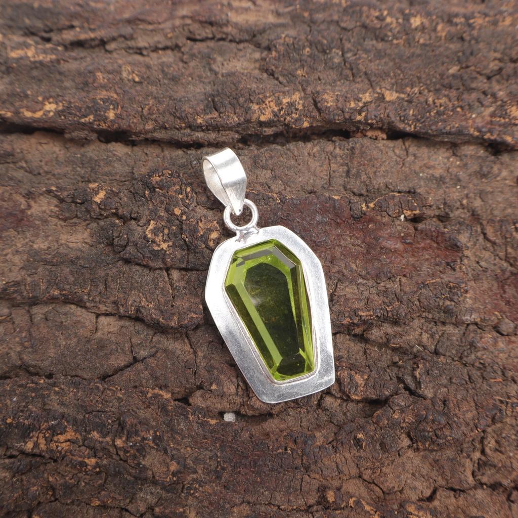 Coffin Natural Peridot Art Deco Elegant Birthday New Pendant 925 Sterling Silver PP-53-6