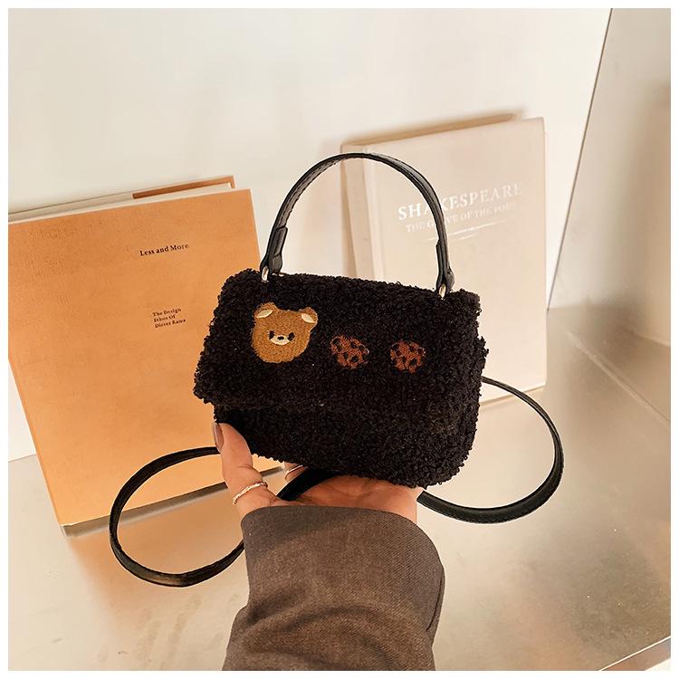 Женская ретро плюшевая сумка-тоут через плечо 2025 - Модная маленькая сумочка для работы и повседневной одежды