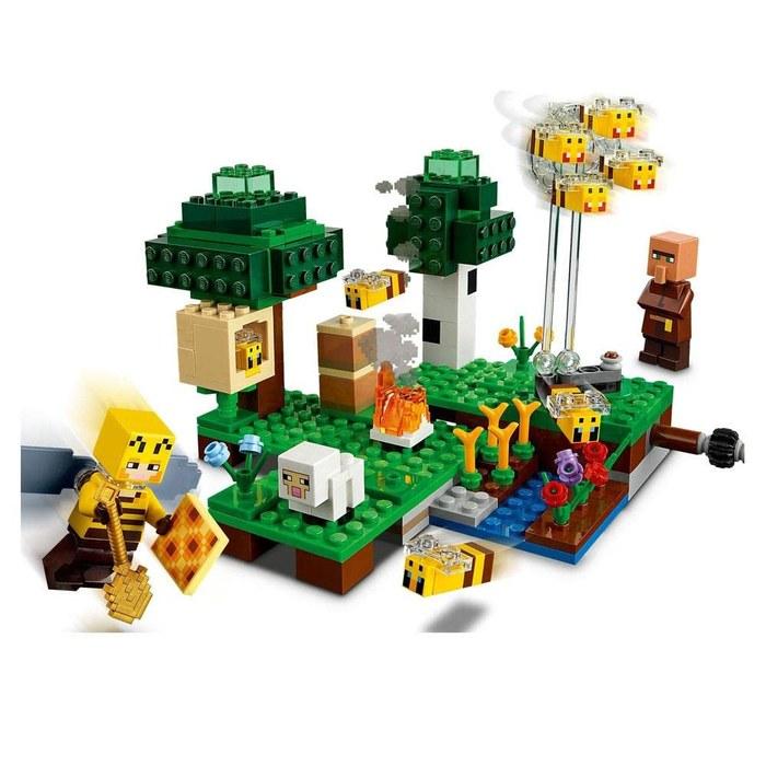 LEGO Minecraft Bee Farm 21165