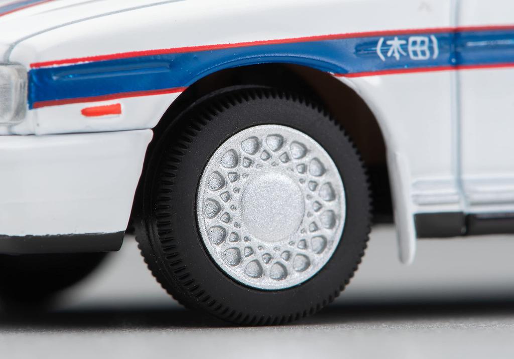 Tomica Limited Vintage Neo Nissan Cedric V30E Brougham Personal Taxi Готовый продукт 1/64 LV-N290a