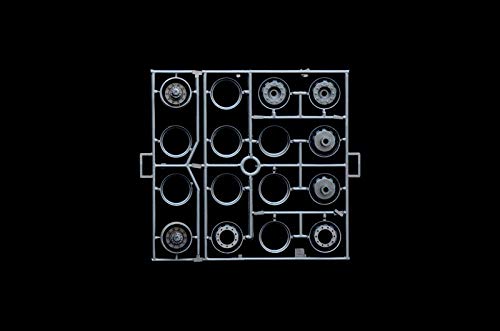 Italeri Масштаб 1/24 Тягач Scania R730 Streamline IT3932