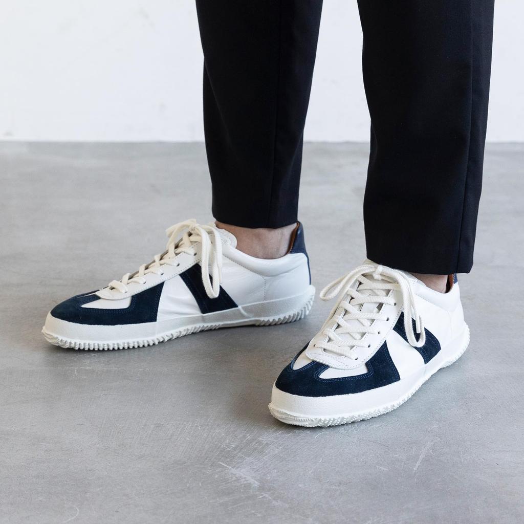 Кроссовки размера M для мужчин и женщин [Spingle] SP-1047 Белый/Темно-синий (25.5cm)