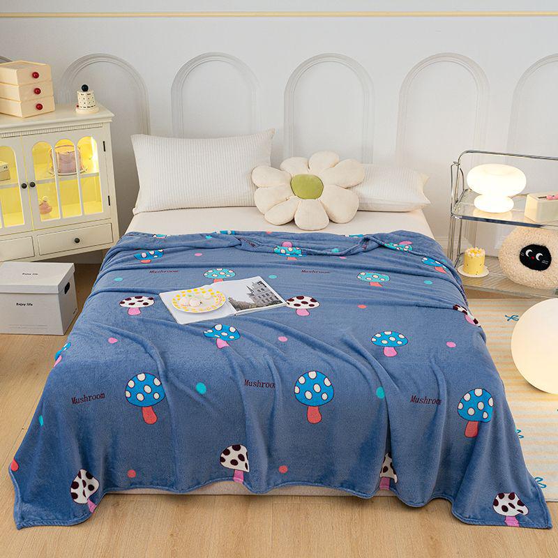 Flannel Insulated Air Conditioning Blanket for Dormitory, Single, and Double Beds