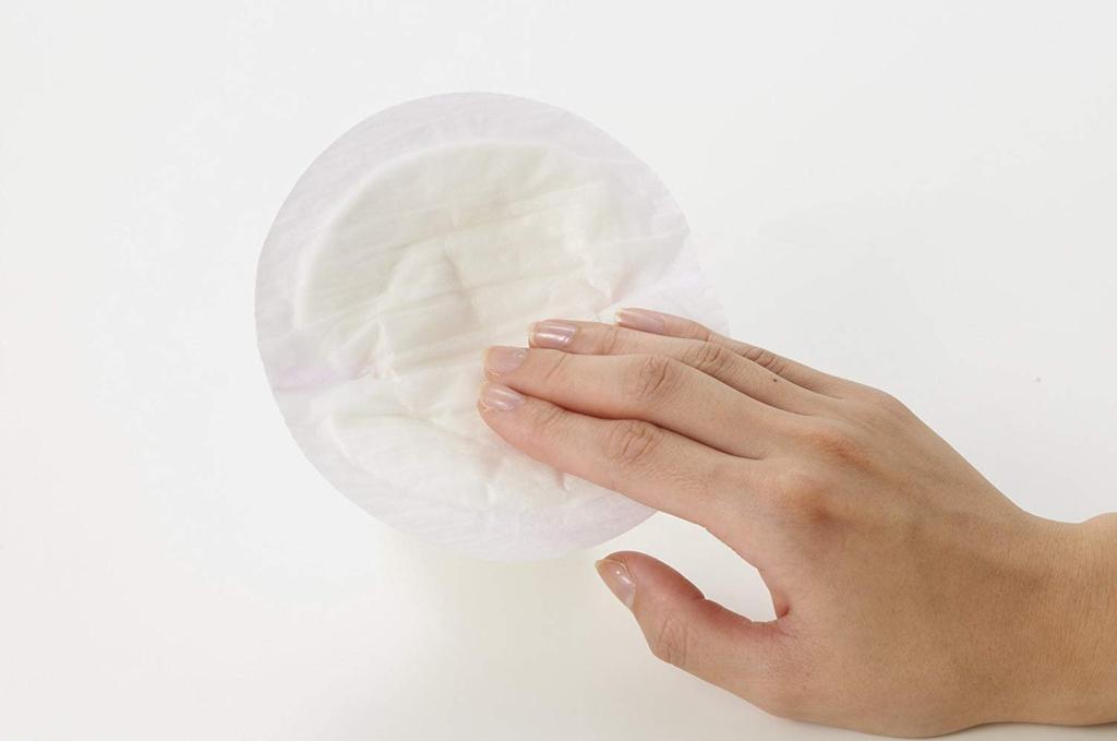 Pigeon Накладки для груди Fit Up Premium Care 136 шт. Гладкие и шелковистые на ощупь, нежно облегают соски. 0 месяцев и старше. Разноцветные 136 шт. (х 1)