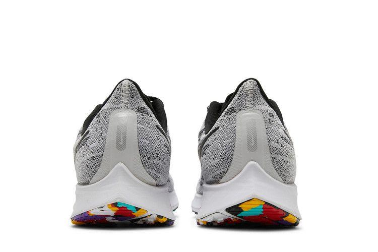 Men's Sneakers Nike Air Zoom Pegasus 36 White Hyper Grape White/Black/Hyper Grape