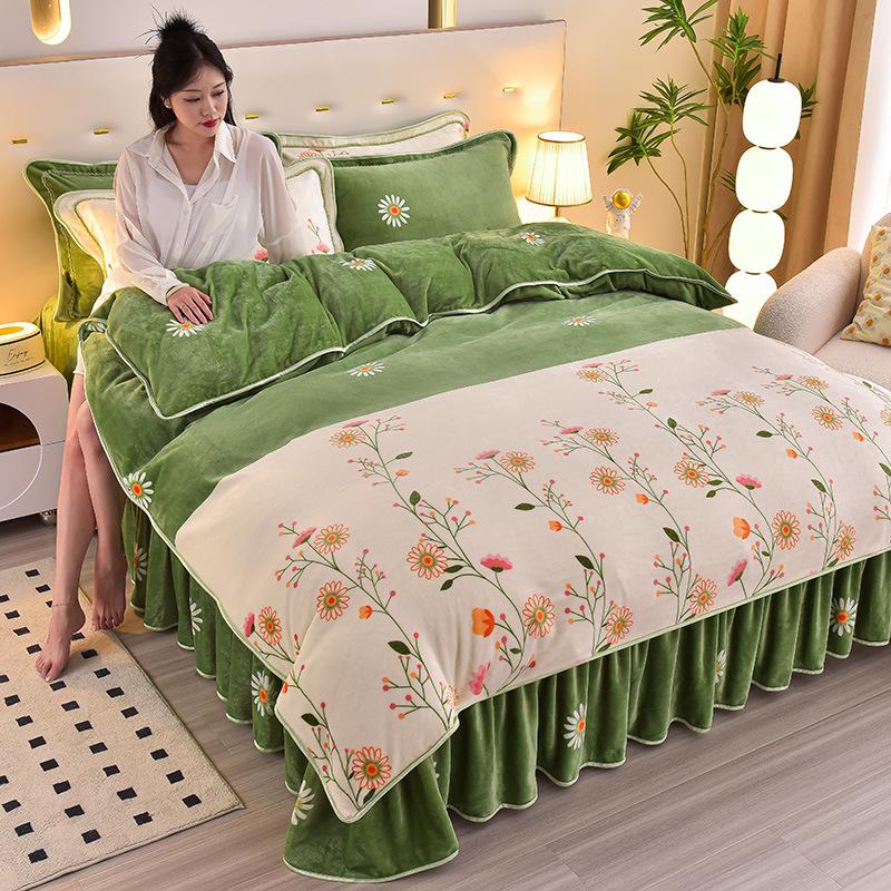 Утолщенный Молочный Флис Четырехпредметный Пододеяльник из Кораллового Флиса, Флисовая Простыня, Двустороннее Флисовое Фланелевое Постельное Белье, Юбка для Кровати