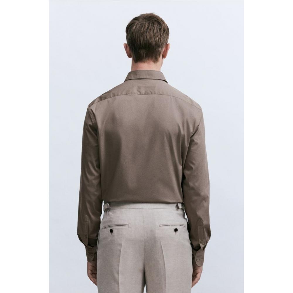 H M sliM Fit stretcH sHirt Dark Beige