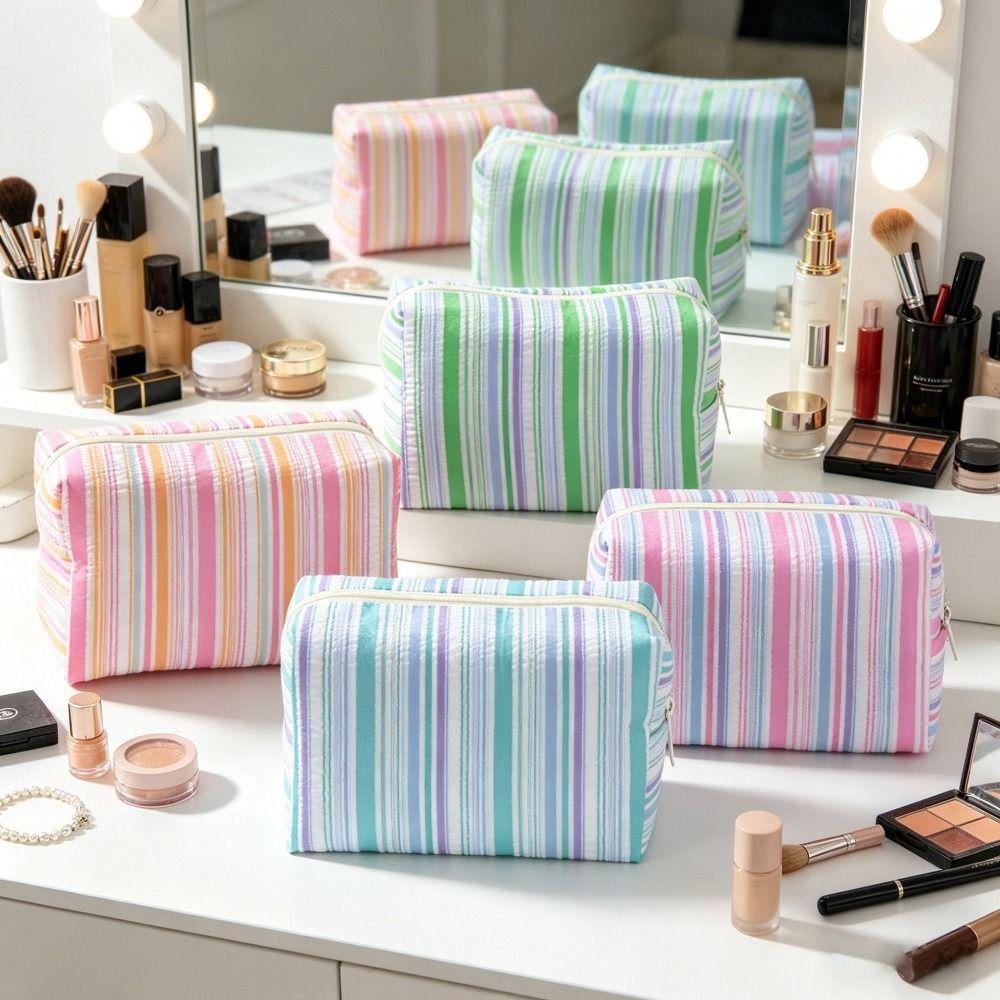 Striped Design Cosmetic Bag Lightweight Travel Skincare Bag Striped Makeup Pouch Girls