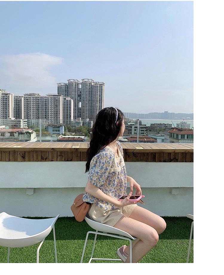 Женский шикарный топ с цветочным принтом и французским квадратным вырезом 2023 года с рукавами-фонариками