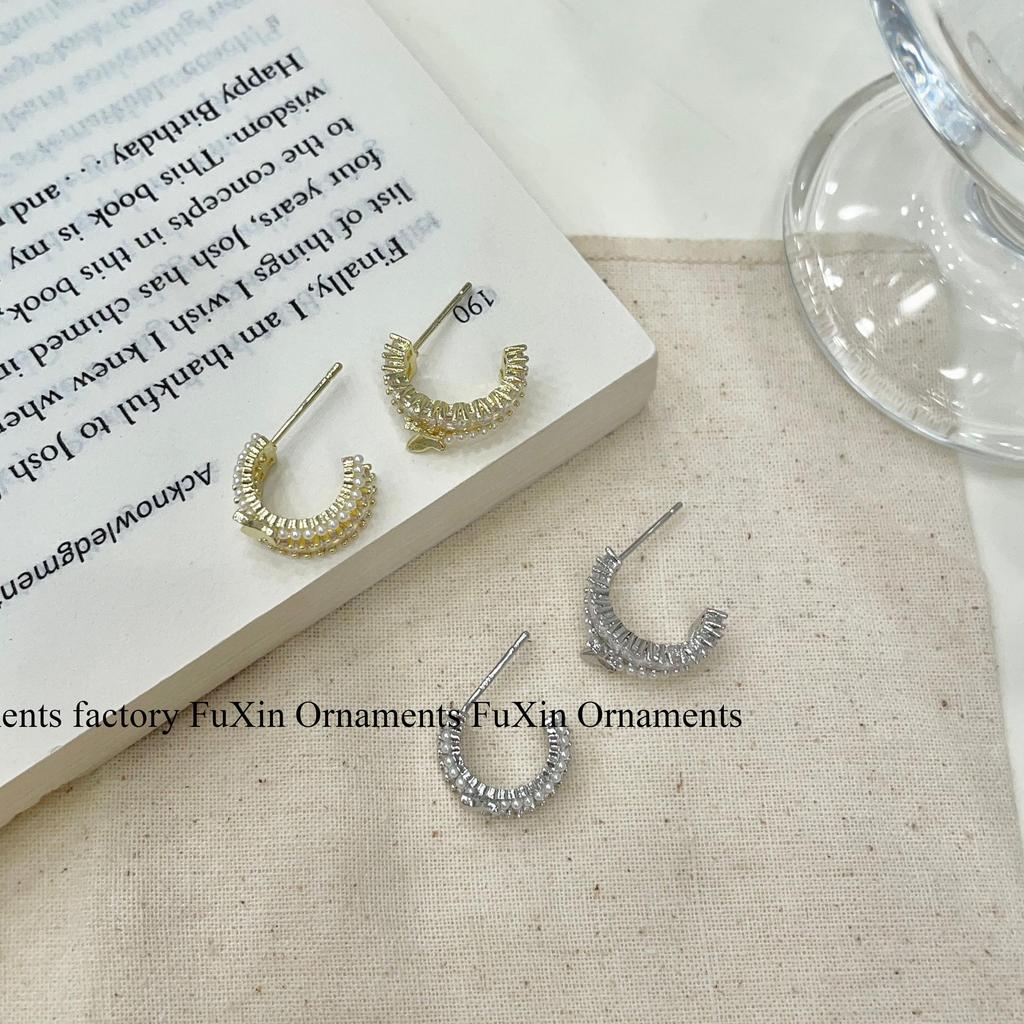 Изысканные серьги Butterfly Dream из циркона: Милый и уникальный дизайн для создания изысканного, универсального образа