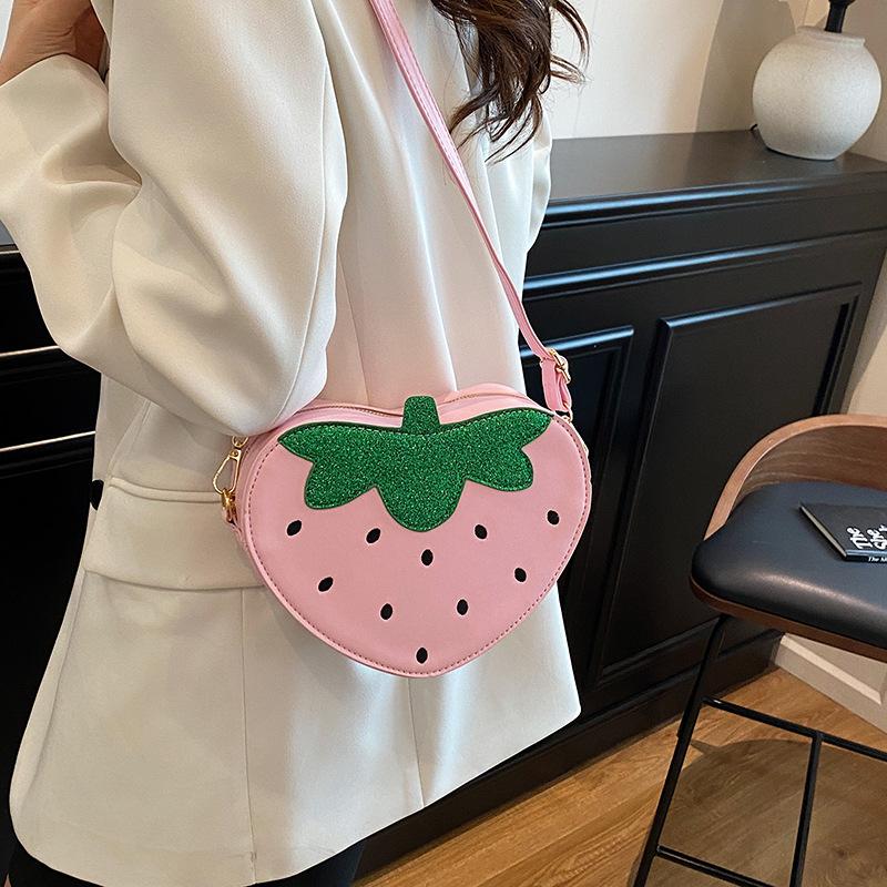 Fashion Fruit Strawberry Bag Summer 2025 New Harajuku Creative Personality Handbag Women's Versatile Messenger Bag