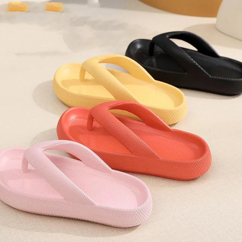 Fashion 2025 Women Summer Flip Flops Unisex Rubber Bathroom Slippers Female Indoor Slippers Fashion Cloud Happy Flop Designer Flat