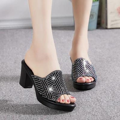 Модные шлепанцы на открытом воздухе, черные туфли со стразами на каблуке, женские тапочки и босоножки с драгоценностями и кристаллами, новая коллекция, оригинальный ПВХ