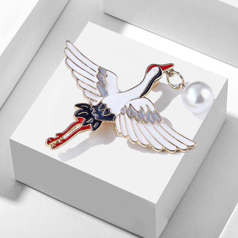 Брошь в китайском стиле с журавлем, винтажная, с жемчугом, металлическая, булавка, корсаж, аксессуары для одежды, женская, долговечный цвет, изысканная, гипоаллергенная брошь, подарок для лучшей подруги