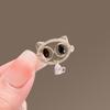 High-End Women's Cute Cat Brooch: Hollow Anti-Exposure Pin for Shirt Collar & Corsage
