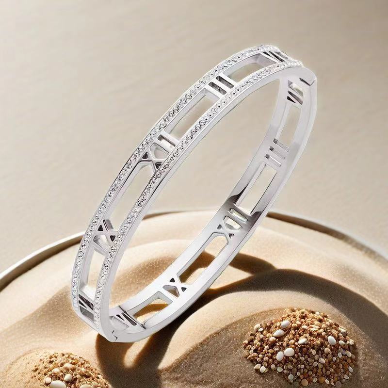 Roman Numerals Bracelet for Women Stainless Steel Jewelry Accessories Luxury Bracelet Women Fashion